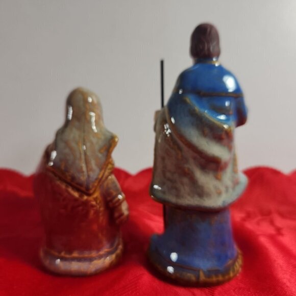 Nativity Figures Holy Family Mary with Baby Jesus 3 1/2"Joseph 4 3/4" Ceramic - Picture 5 of 7